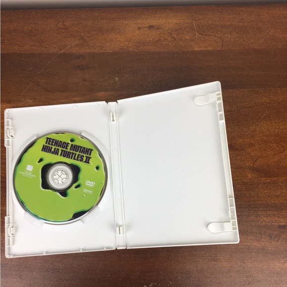 Teenage Mutant Ninja Turtle Movie Number 2 Secret Of The OOZE - Picture 4 of 4